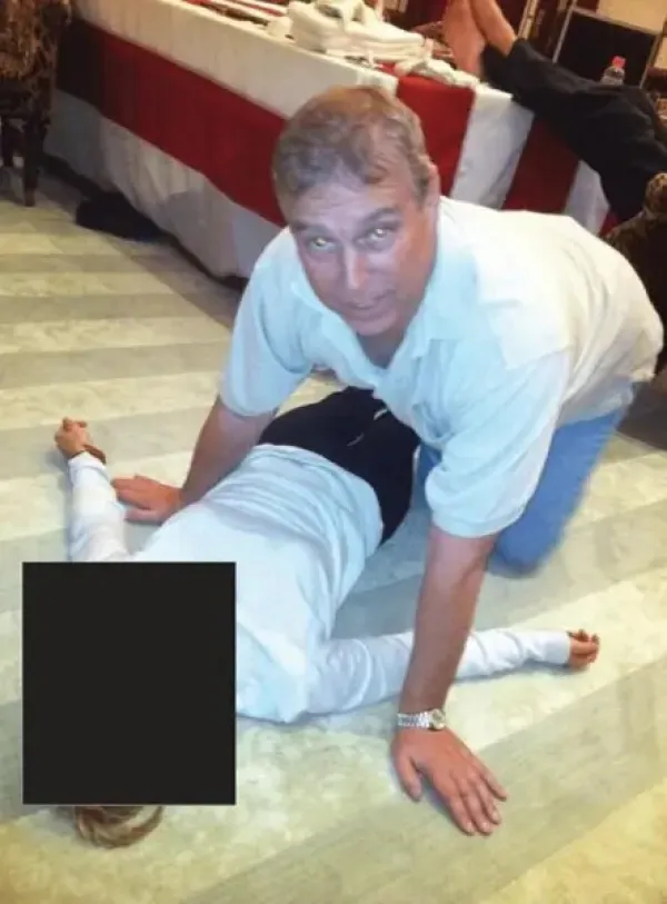 Princ Andrew v kočljivem položaju