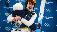 Italija, Predazzo.Zimske olimpijske igre 2026.Smucarski skoki, velika skakalnica, moski.Olimpijski prvak na veliki skakalnici Domen Prevc.