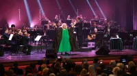 Ljubljana, Cankarjev dom.Poslovilni koncert pevske ikone Elde Viler s spremljavo Revijskega orkestra RTV Slovenija pod vodstvom dirigenta Patrika Grebla.Foto: STA
