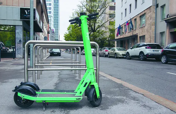 ?ljubljana, električni skiro------Danielprvazadnja 3#