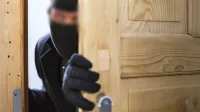 ?vlom kraja vlomilec simbolicna fotografija------Danielkronika 3# zabluraj vse skupaj malo