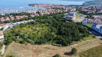Izola, 22.08.2023 Izola - panorama, Livade, zahodne Livade, Livade-zahod, zemlji&scaron;če, avio posnetek iz zraka Foto:Tomaž Primožič/FPA