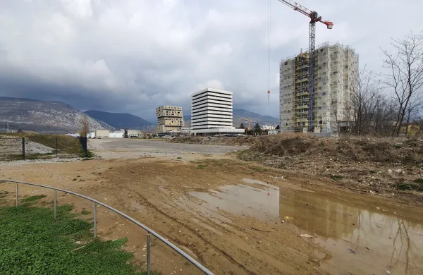Prva stanovanja na Majskih poljanah na voljo čez tri leta