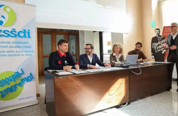 Erika Dessabo je &scaron;e posebno zahvalo namenila pokrajinskemu &scaron;olskemu uradu, ki je &scaron;ole seznanil s projektom, in Združenju slovenskih &scaron;portnih dru&scaron;tev v Italiji, ki sodeluje pri organizaciji dogodkov.