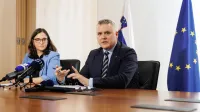 Minister za okolje, podnebje in energijo Bojan Kumer ter državna sekretarka, pristojna za energetiko, Tina Ser&scaron;en