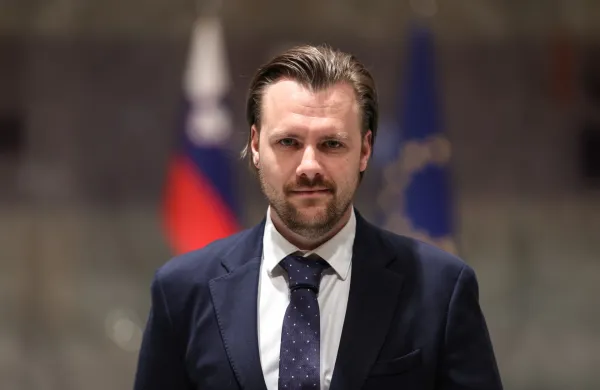 (VOLITVE 2026) Aleksander Prosen Kralj: &ldquo;Družbena omrežja so pretežno uzurpirana s strani točno določene politike&rdquo;