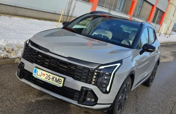 Kia je po nekaj letih prenovila svojega priljubljenega in ne več tako cenovno ugodnega križanca.