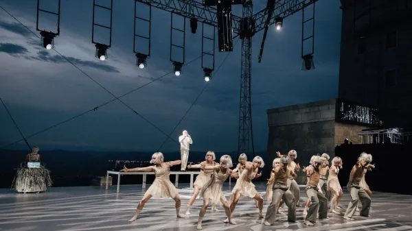 MN Dance Company Brezmejno telo Cerje