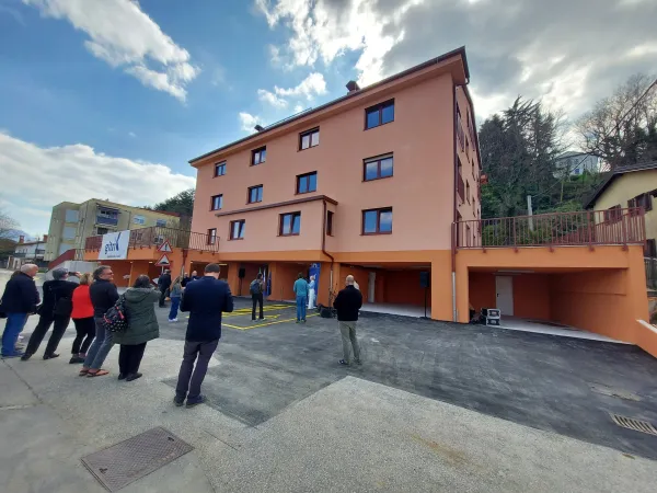 V bloku pod Kapelo bo dom dobilo približno 40 oseb