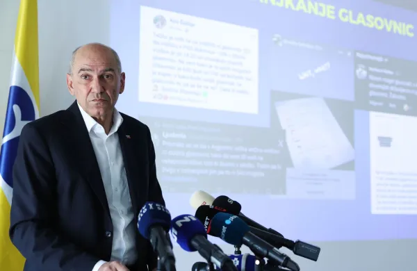 Prvak SDS Janez Jan&scaron;a na dana&scaron;nji novinarski konferenci