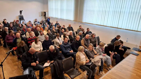 javna obravnava Ilirska Bistrica predvidena trasa Postojna - Jel&scaron;ane 
