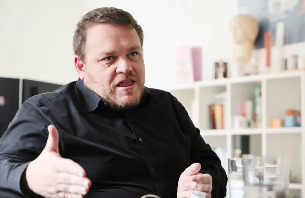 Maribor - Ve&Auml;Ťer - Intervjuji - Portret - Simon Maljevac, minister za solidarno prihodnost Republike Slovenije - Avtor: Andrej PetelinĹˇek