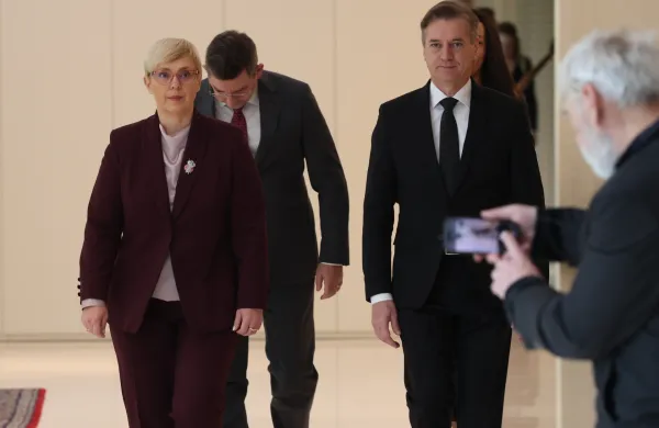 Predsednica republike Nata&scaron;a Pirc Musar je povedala, da ne želi, da bi vlado sestavljal posameznik, ki je s tujimi akterji posku&scaron;al vplivati na slovenske volitve.