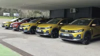 Sandero in jogger sta bila deležna rahle oblikovne prenove, hkrati pa so obema namenili tudi nov hibridni pogon. Jogger ga že ima, sandero pa z njim pri nas na voljo konec leta.