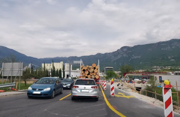 Zastoji zaradi prenove križi&scaron;ča na ajdovski obvoznici