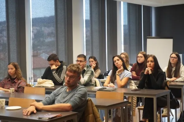 Na Univerzi na Primorskem zaključujejo mednarodni projekt o vlogi novinarstva v času nesreč in izrednih razmer
