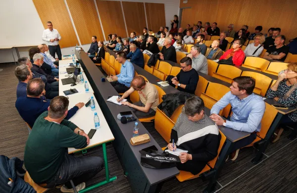 Z množico protipoplavnih ukrepov začenjajo velik boj z vodo