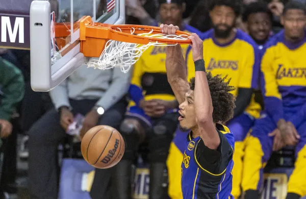 Ko&scaron;arkar Los Angeles Lakers Jaxson Hayes je dobil slovensko državljanstvo in bo lahko igral za slovensko reprezentanco.