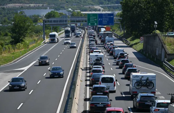 Na &scaron;tiripasovnici med &Scaron;kofijami in Izolo po novem vi&scaron;je kazni zaradi hitrosti