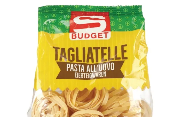 Umik S BUDGET susenih jajcnih testenin tagliatelle.