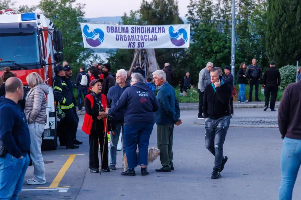 Koper, 30.4.2026 Kresovanje, kres Markovec, pohod z baklami, Obalna sindikalna organizacija