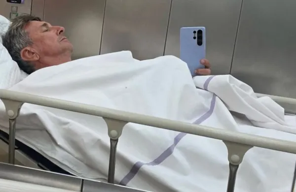Borut Pahor se je hudo ponesrečil s kolesom.