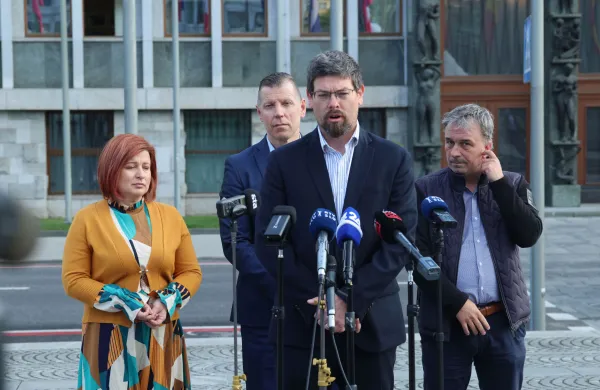 Ptredstavniki sindikatov