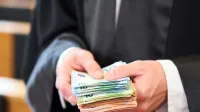 Največ kr&scaron;itev se nana&scaron;a na previsoke račune.