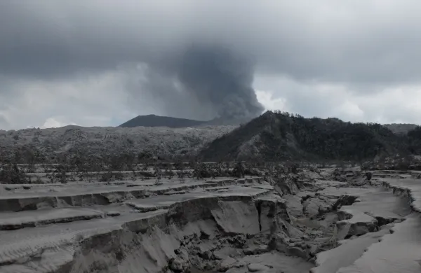 V Indoneziji je več kot 120 aktivnih ognjenikov. 