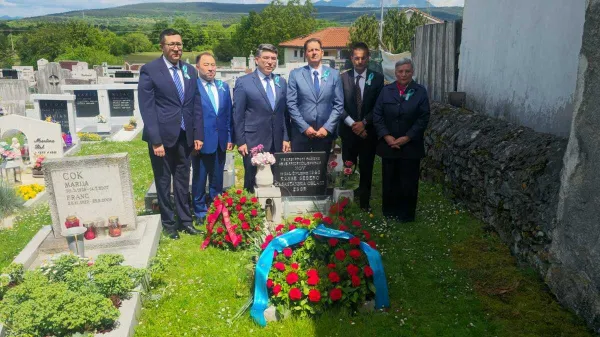 Občina Sežana je danes,, gostila velepo slanika Republike Kazahstan v Republiki Sloveniji, Altaya Abibullayeva.  župan Andrej Sila in podžupanja Vanja Jelen, častni konzul Republike Kazahstan v Republiki Sloveniji Dimitrij Piciga. 