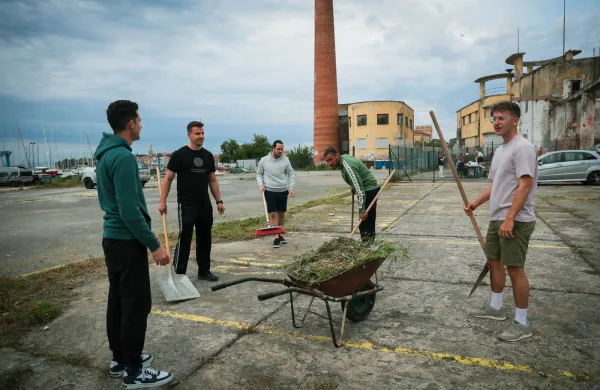 Čistilna akcija argo izola