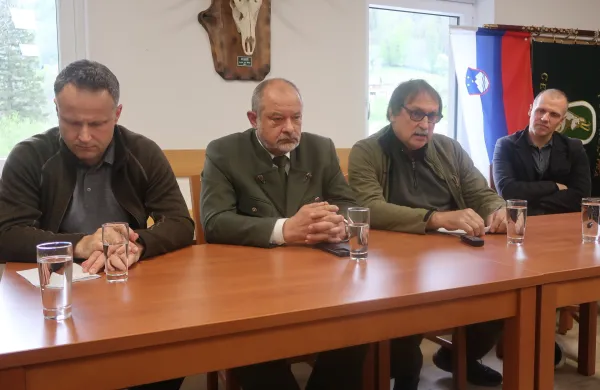 Preveč zveri in divjadi, pa &scaron;e pra&scaron;ičja kuga čaka pred vrati