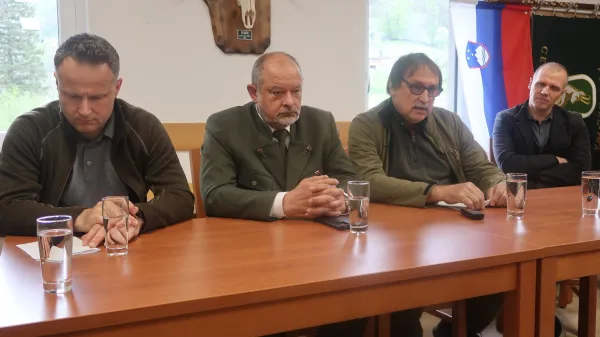 Preveč zveri in divjadi, pa &scaron;e pra&scaron;ičja kuga čaka pred vrati