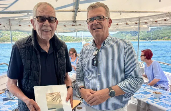 Avstrijski predsednik Van Der Bellen na kraj&scaron;ih počitnicah na Primorskem