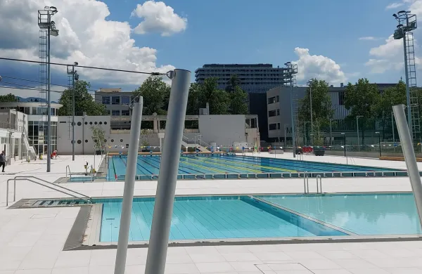 Obnova letnega bazena v Novi Gorici: kasneje in dražje, a penalov ne bodo uveljavljali