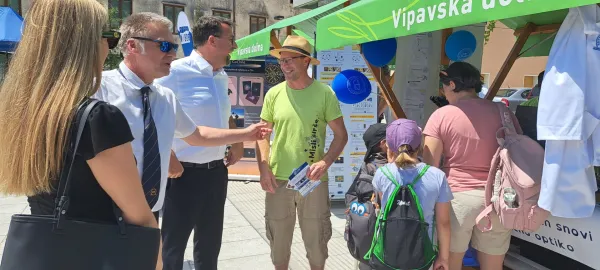 Živ(el)a znanost in umetnost navdu&scaron;ili mlade