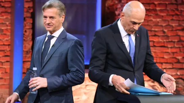 Maribor - Sodni stolp - Predvolilno soočenje kandidatov za državni zbor - Janez Jan&scaron;a - Robert Golob - Avtor Andrej Petelin&scaron;ek