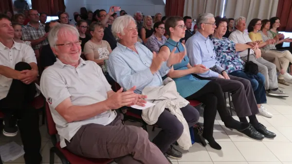 Po vojni prezrti pesnik Črtomir &Scaron;inkovec je vse bolj aktualen