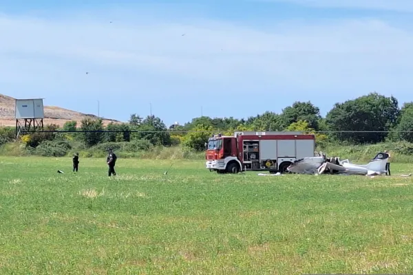 V bližini &scaron;portnega letali&scaron;ča v Medulinu je strmoglavilo manj&scaron;e letalo, pri čemer je umrlo več ljudi.