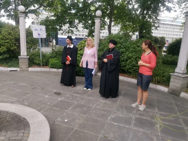 Pohodniki so se zbrali na Vergerijevemtrgu v Kopru.