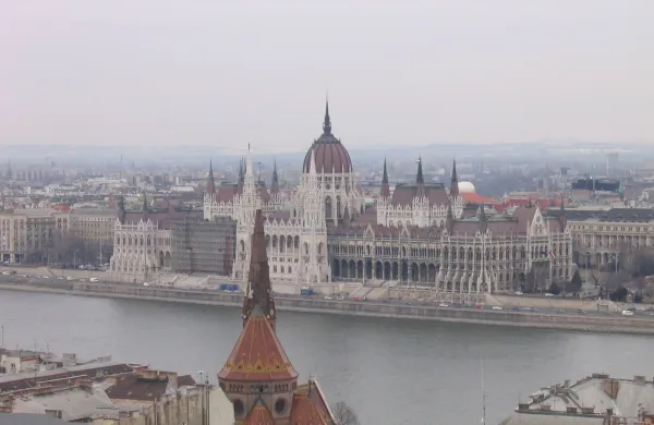 Budimpe&scaron;taneogotski parlament