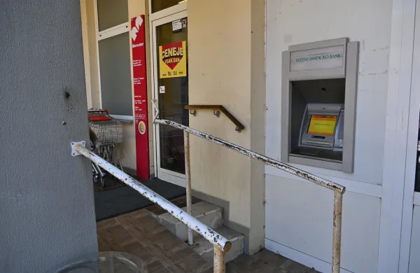 Spet razstrelili bankomat
