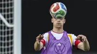 08 June 2026, USA, Winston-Salem: Soccer: National team, before the game against Curacao. Florian Wirtz (Germany) during the first training session on the grounds of Wake Forest University. Photo: Jan Woitas/dpa - IMPORTANT NOTE: In accordance with the regulations of the DFL German Football League and the DFB German Football Association, it is prohibited to utilize or have utilized photographs taken in the stadium and/or of the match in the form of sequential images and/or video-like photo series.,Image: 1108997579, License: Rights-managed, Restrictions: GERMANY OUT, Model Release: no, Credit line: JAN WOITAS/AFP/Profimedia