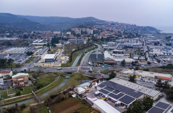 Koper, 24.2.2026Panorama, Dron, Avio, Semedela Industrijska cona, Dolinska
