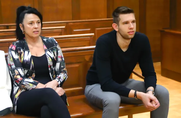 Koper, 20.04.2026Okrožno sodi&scaron;če Koper, predobravnavni narok v zadevi Marinblu, Selea.Rozana &Scaron;i&scaron;tar in Tim &Scaron;u&scaron;tar