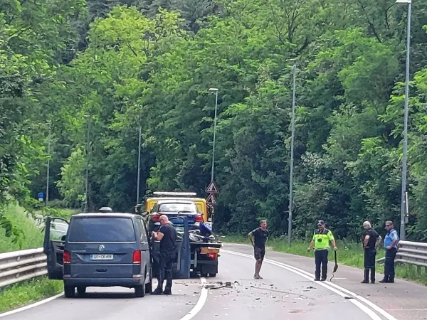 nesreča, nova gorica, panovec, predor, motorist, čelno trčenje, smrtna