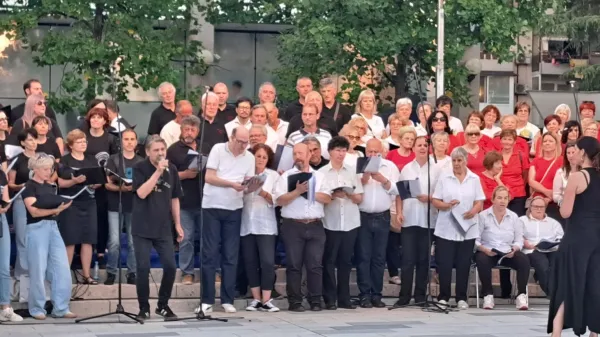 (FOTO) Več kot tristo nastopajočih je polep&scaron;alo Gori&scaron;ki dan
