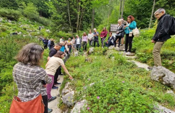 Najstarej&scaron;i alpski botanični vrt v Sloveniji praznuje 100 let