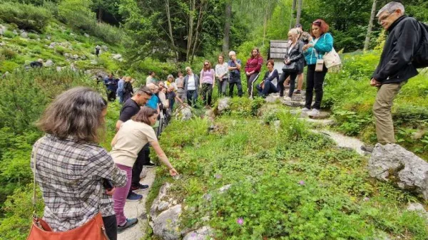Najstarej&scaron;i alpski botanični vrt v Sloveniji praznuje 100 let