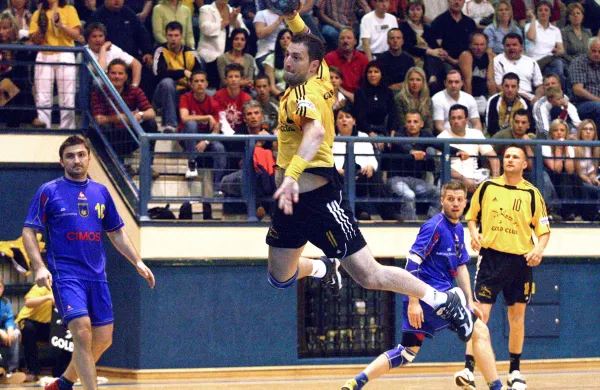 Hrpelje, 20.05.2006Rokomet, Gold Club: Cimos Koper 25:22 Foto: Zdravko Primožič/FPA